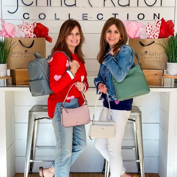 JENNA KATOR Michigan Contemporary Handbag Designer. Adjustable straps - Picture 2 of 16